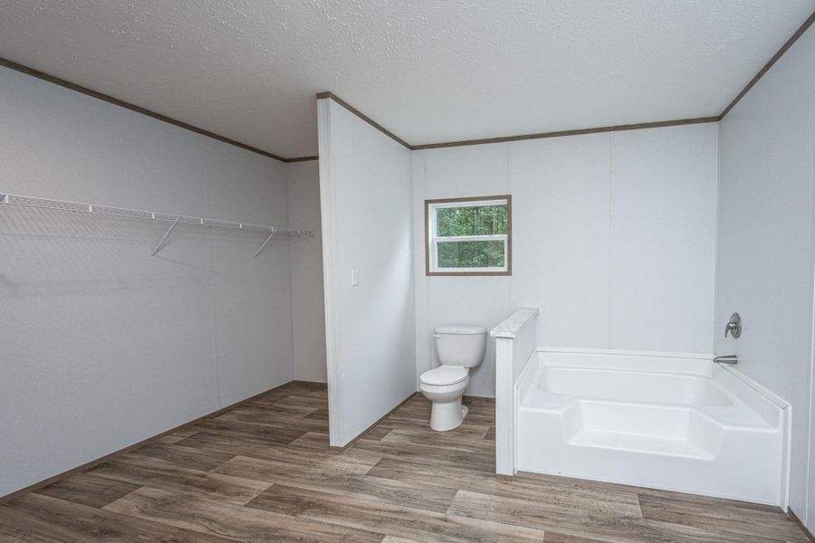 Image 72 of a home in .