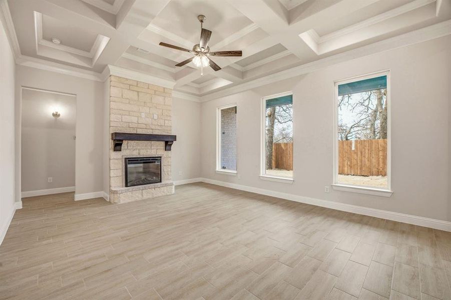 Spacious, unfurnished interior of a new home in , Tolar (Image 19).