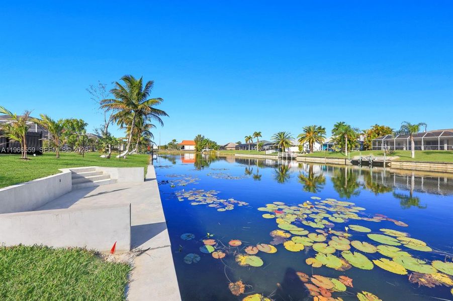 Community amenities in , Cape Coral (Image 40).