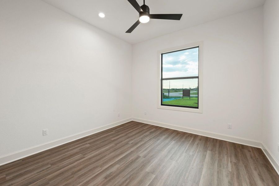 Spacious, unfurnished interior of a new home in , Bryan (Image 25).