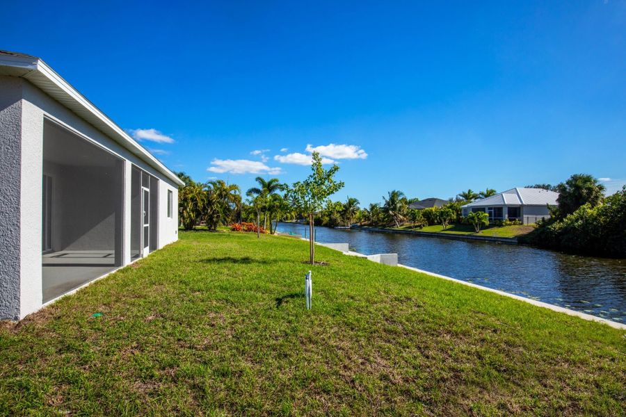 Exterior details and patio area of a home in Cape Coral, Cape Coral (Image 14).