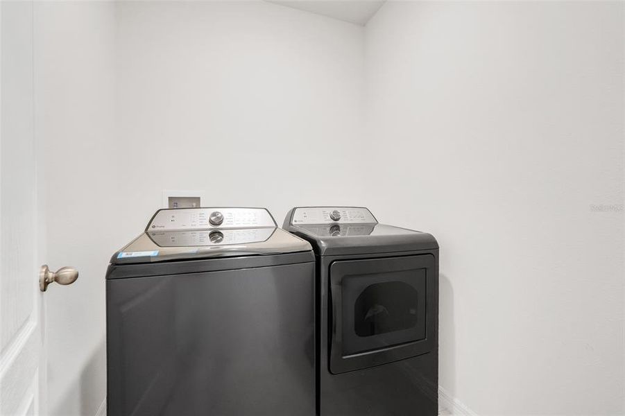 Close-up of interior finishes inside a home in Westridge Park, Zellwood (Image 21).