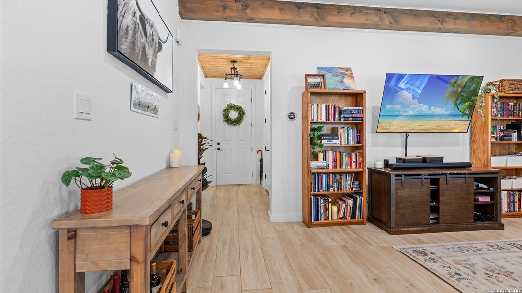 Furnished interior view inside a new home in , Canyon Lake (Image 4).