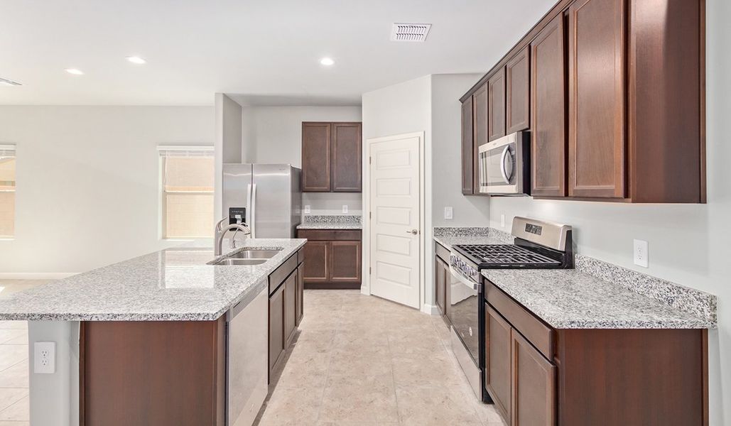 Furnished interior view inside a new home in Sycamore Vista, Vail (Image 6).