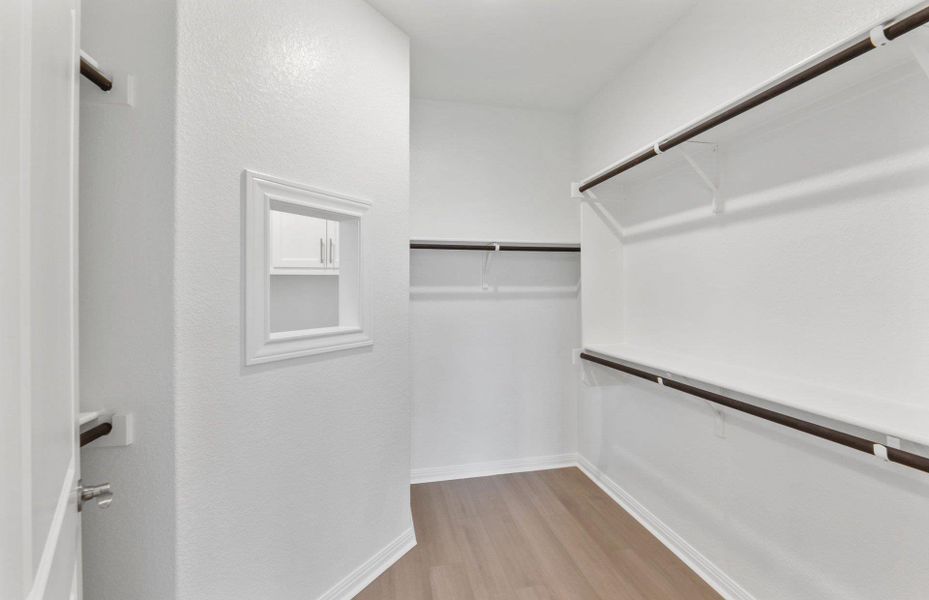 Spacious, unfurnished interior of a new home in Sun City Texas, Georgetown (Image 15).