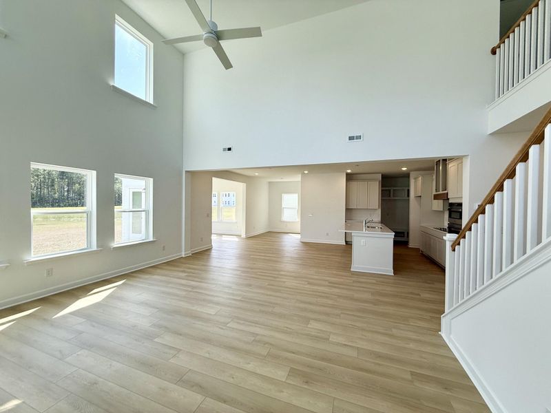Spacious, unfurnished interior of a new home in , Summerville (Image 19).