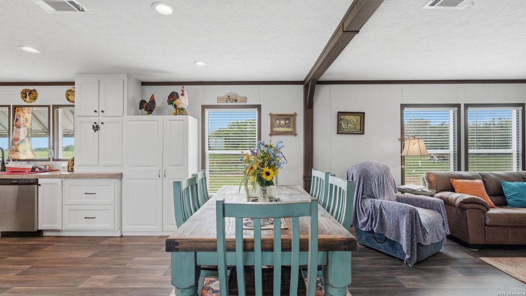 Furnished interior view inside a new home in , Seguin (Image 16).