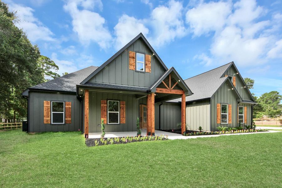 Front exterior of a new home in , Plantersville, TX, highlighting curb appeal (Image 31). Front exterior of a new home in , Plantersville, TX, highlighting curb appeal (Image 31).