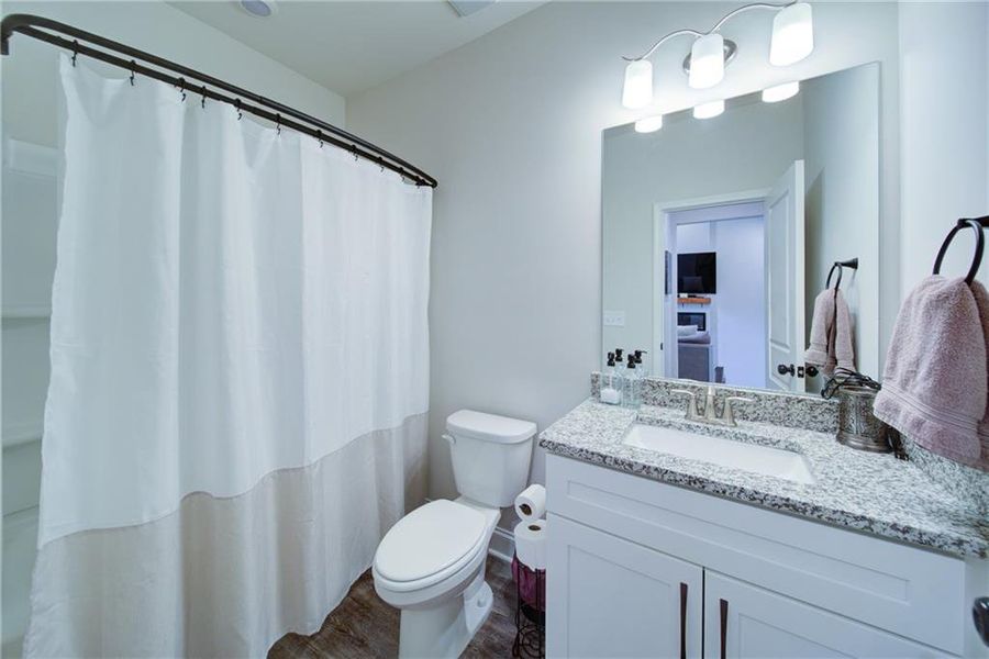 Furnished interior view inside a new home in , Waleska (Image 9).