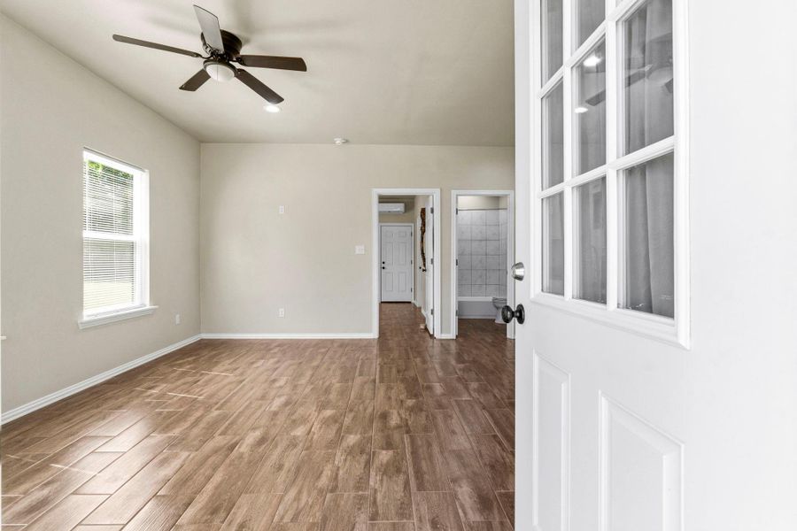 Spacious, unfurnished interior of a new home in , Livingston (Image 29).