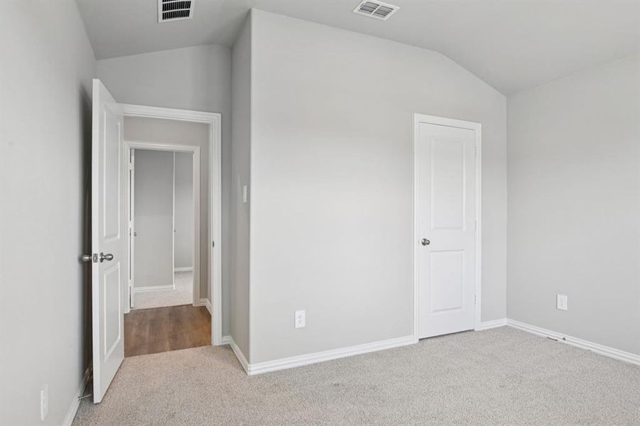 Spacious, unfurnished interior of a new home in River Ridge, Crandall (Image 38). Spacious, unfurnished interior of a new home in River Ridge, Crandall (Image 38).
