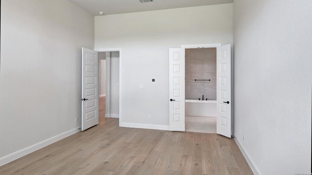 Spacious, unfurnished interior of a new home in Megan's Landing, Castroville (Image 23).