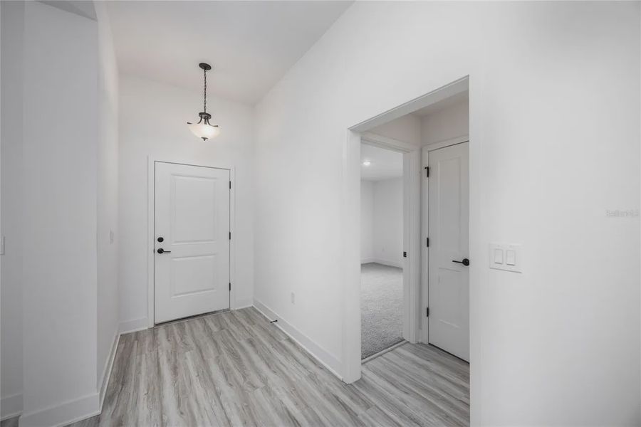 Spacious, unfurnished interior of a new home in Country Way South, Newberry (Image 13).