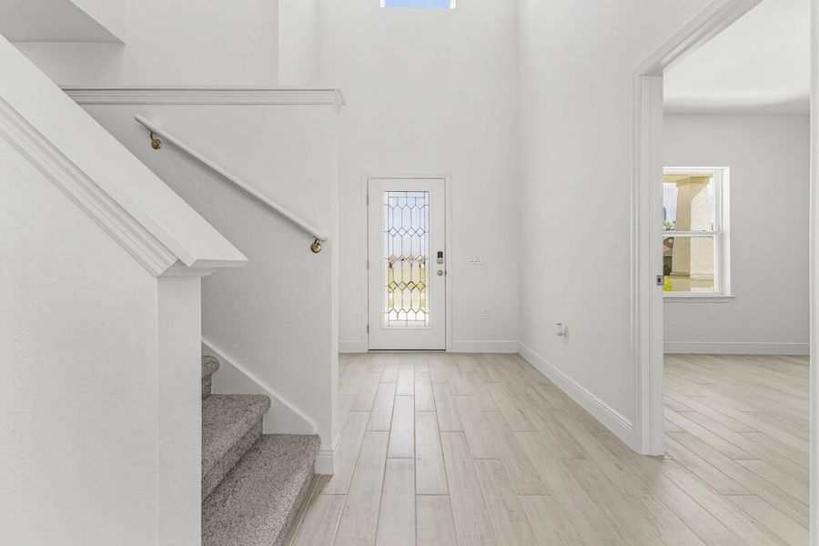 Spacious, unfurnished interior of a new home in Cape Coral, Cape Coral (Image 15). Spacious, unfurnished interior of a new home in Cape Coral, Cape Coral (Image 15).