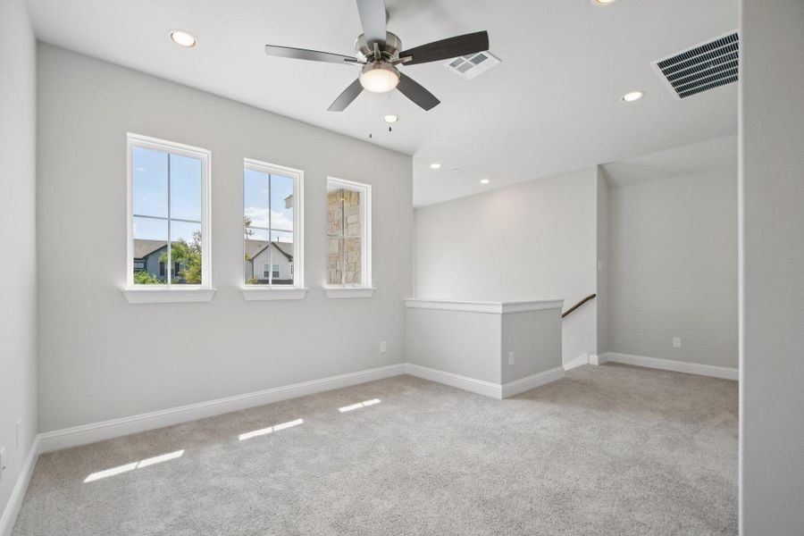 Spacious, unfurnished interior of a new home in Cross Creek, Cedar Park (Image 26).