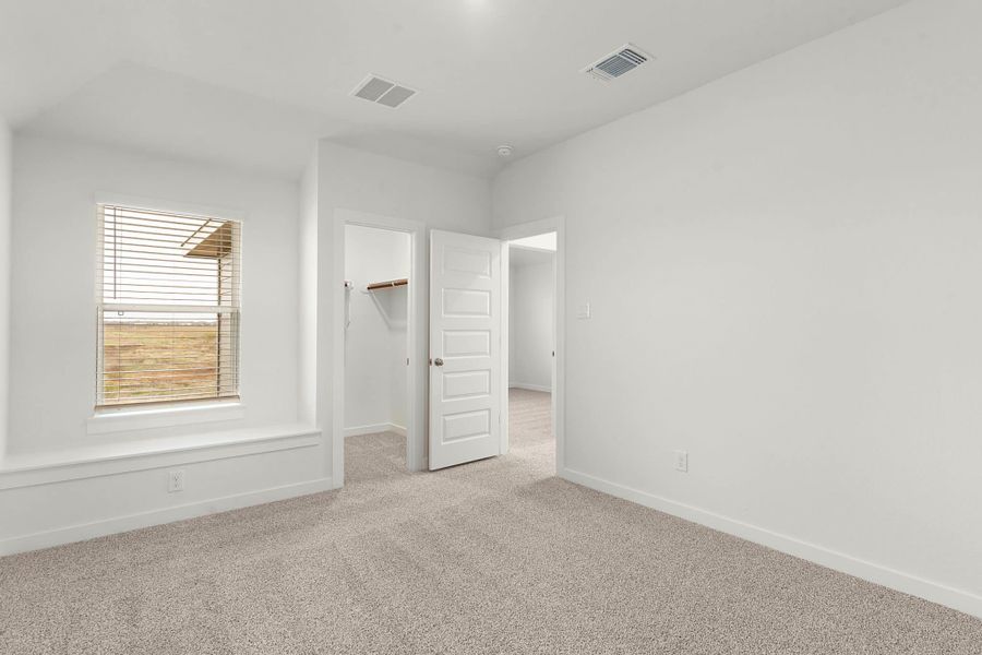 Spacious, unfurnished interior of a new home in The Grove at Blackhawk, Pflugerville (Image 16). Spacious, unfurnished interior of a new home in The Grove at Blackhawk, Pflugerville (Image 16).