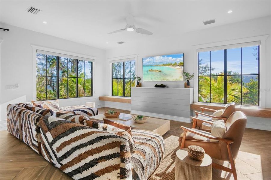 Furnished interior view inside a new home in , Sarasota (Image 28).