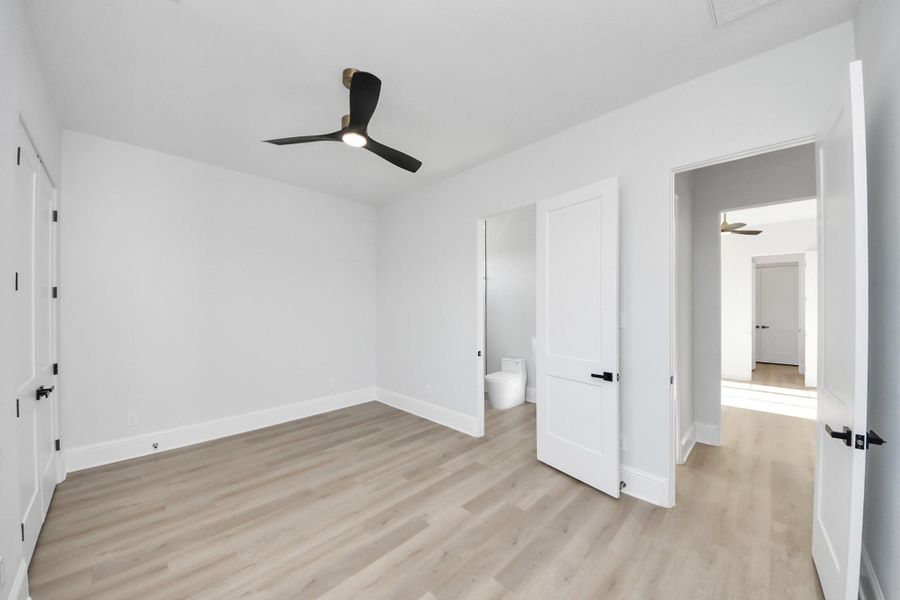 Office/secondary bedroom has private entry to the bathroom. Office/secondary bedroom has private entry to the bathroom.