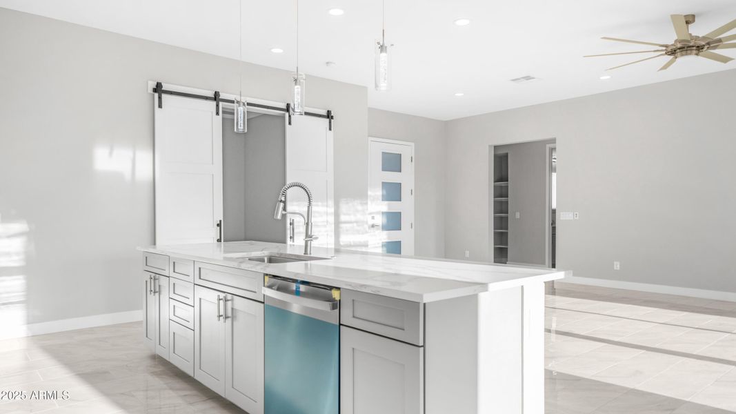 32790 N 213th Ave (7) 32790 N 213th Ave (7)