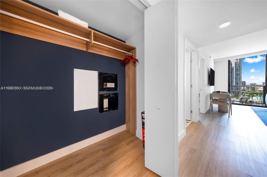 Spacious, unfurnished interior of a new home in , Miami (Image 20).