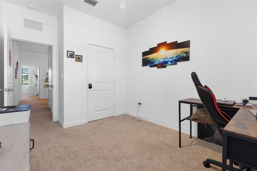 Furnished interior view inside a new home in , Pompano Beach (Image 11).