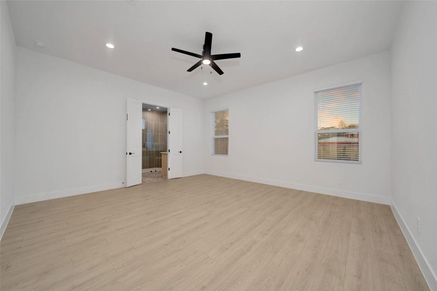 Spacious, unfurnished interior of a new home in , Pinehurst (Image 18). Spacious, unfurnished interior of a new home in , Pinehurst (Image 18).