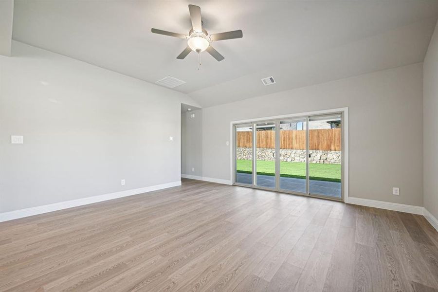 Photo is not of the actual home, but is an inspirational photo of builder’s model home and may depict options, furnishings, and/or decorator features that are not included. Photo is not of the actual home, but is an inspirational photo of builder’s model home and may depict options, furnishings, and/or decorator features that are not included.