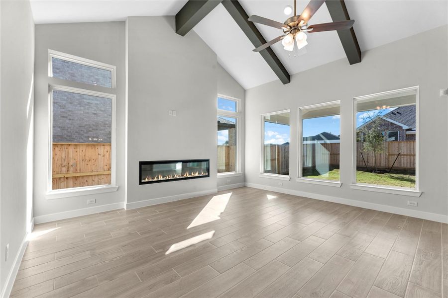 Representative image. Features, specifications, selections and colors may vary.