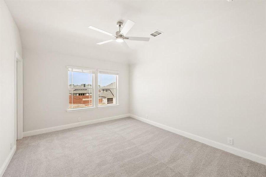 Spacious, unfurnished interior of a new home in Rockwood, Mansfield (Image 34).