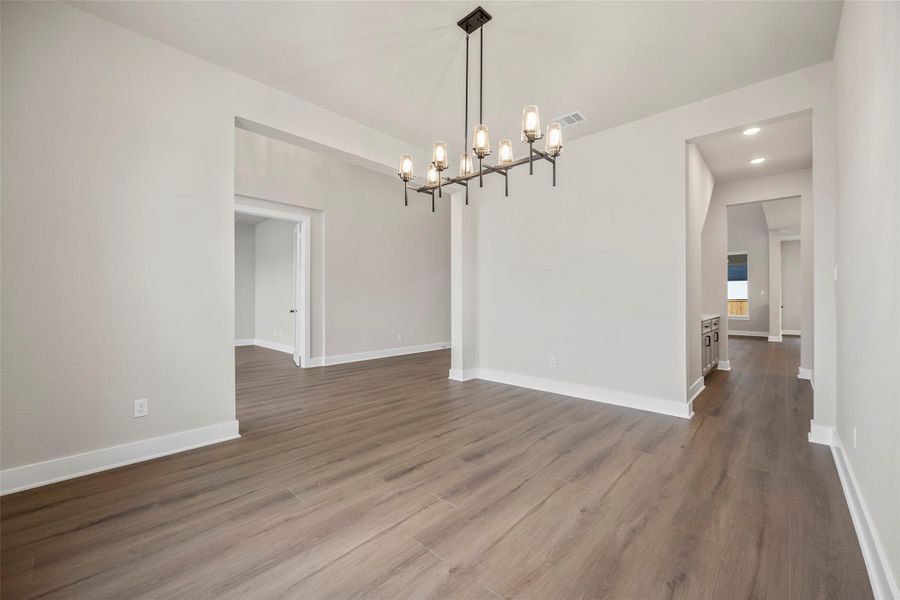 Spacious, unfurnished interior of a new home in Bridgeland 80′, Cypress (Image 25).