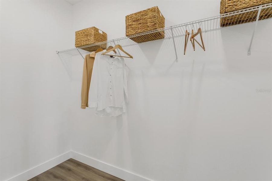 Spacious, unfurnished interior of a new home in , Tampa (Image 33).