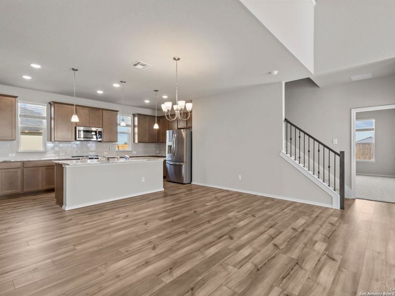 Furnished interior view inside a new home in Hannah Heights, Seguin (Image 6).