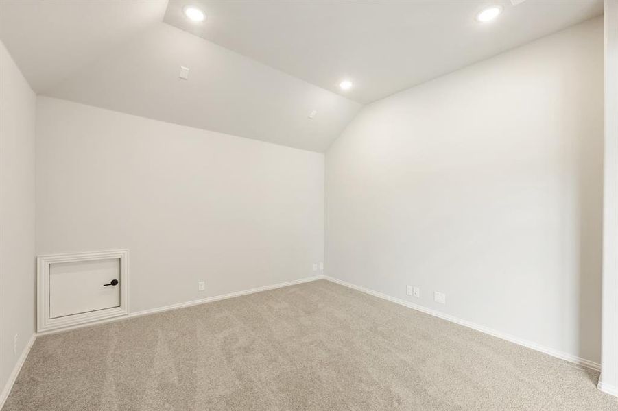 Spacious, unfurnished interior of a new home in Homestead at Daniel Farms Phase 2, DeSoto (Image 33). Spacious, unfurnished interior of a new home in Homestead at Daniel Farms Phase 2, DeSoto (Image 33).