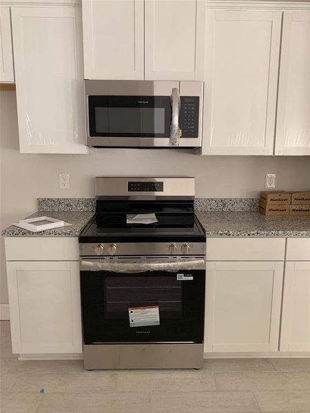 Close-up of interior finishes inside a home in Pine Ridge, Beverly Hills (Image 6).