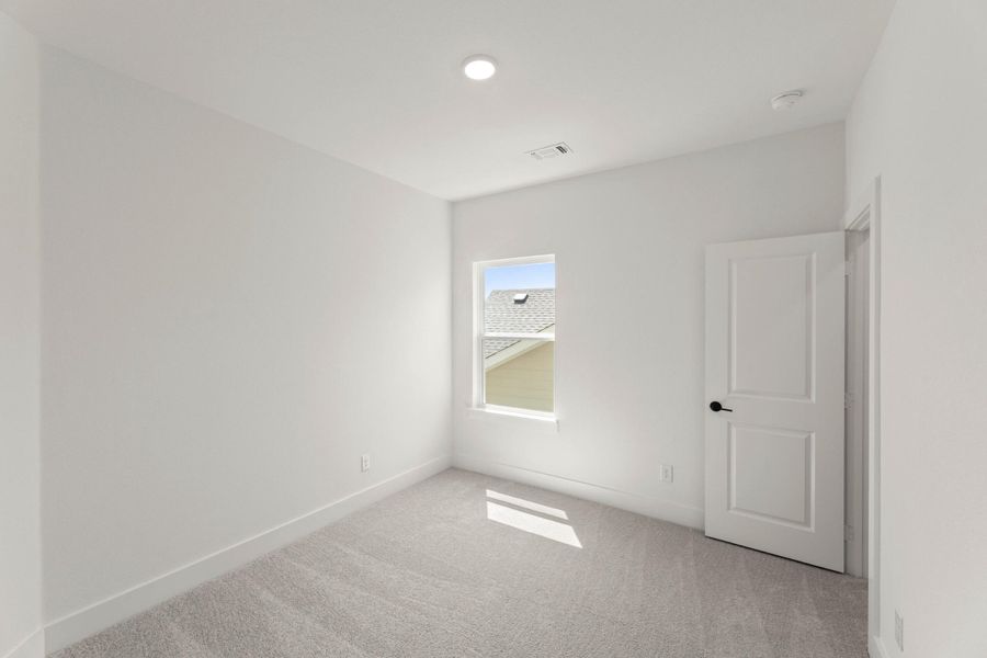 Spacious, unfurnished interior of a new home in Terrace Collection at Harvest, Argyle (Image 21).