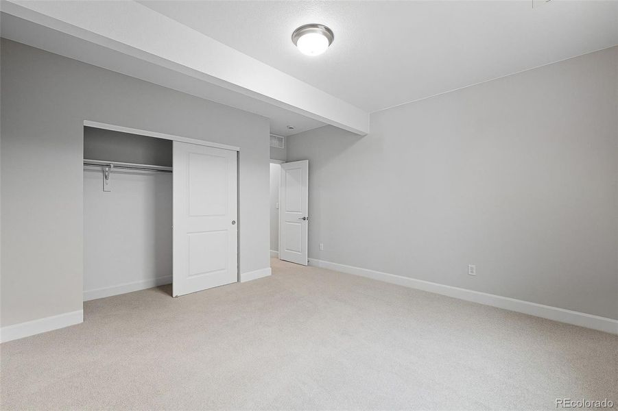 16655 W 93rd Place ~ Ready Now!