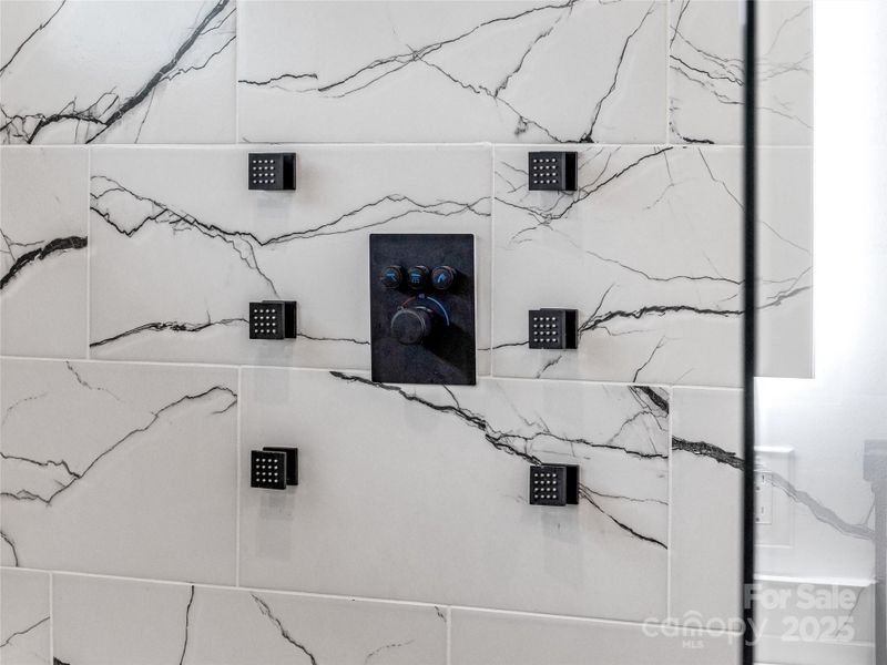 Image 30 of a home in .