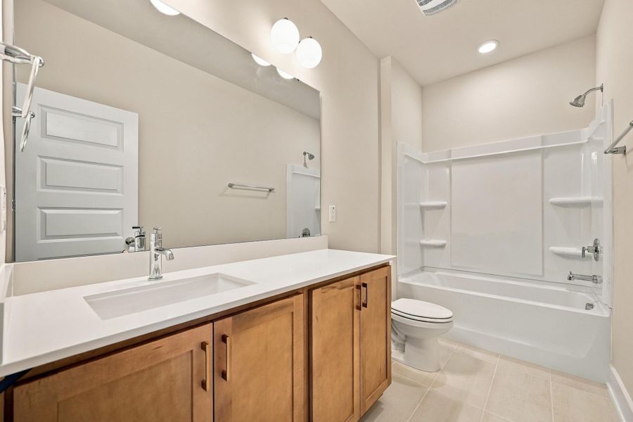 Furnished interior view inside a new home in Allen Park, Raleigh (Image 12).