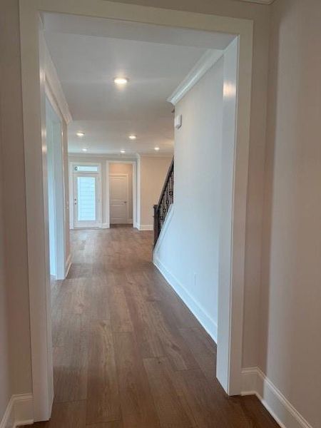 Spacious, unfurnished interior of a new home in , Canton (Image 10).