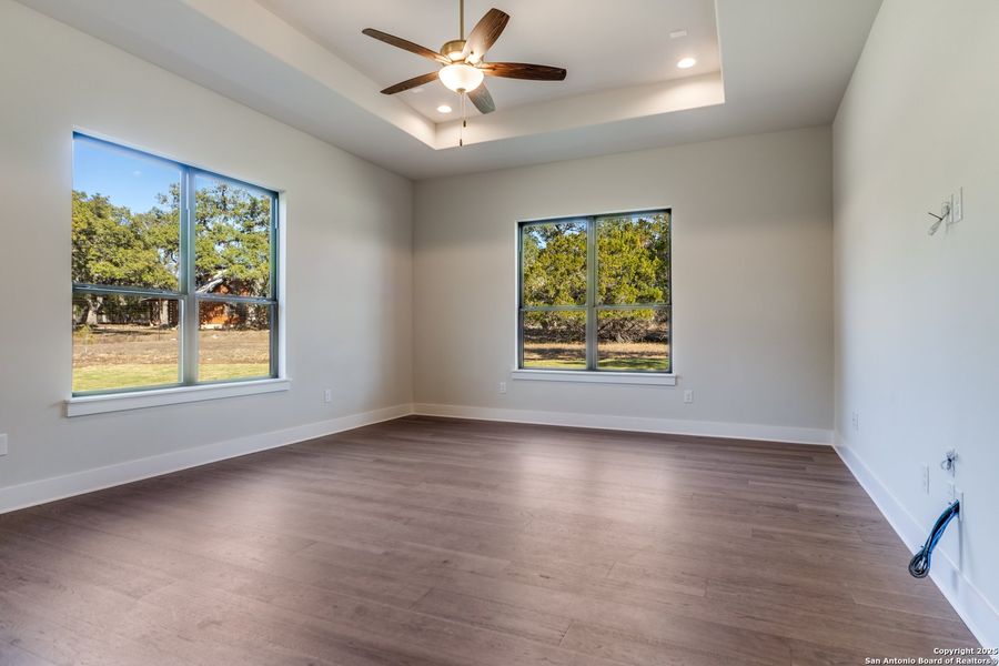 Spacious, unfurnished interior of a new home in , Boerne (Image 17).