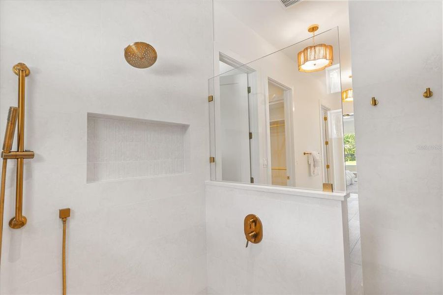 Image 91 of a home in .