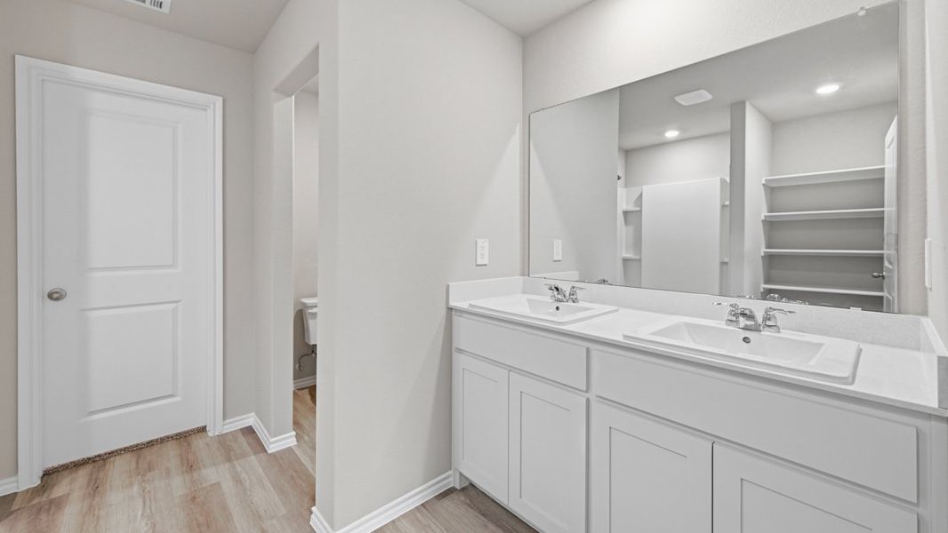 Furnished interior view inside a new home in Rock Creek West, Fort Worth (Image 13). Furnished interior view inside a new home in Rock Creek West, Fort Worth (Image 13).