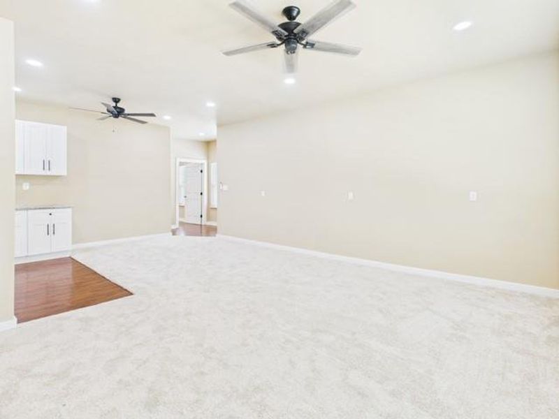 Spacious, unfurnished interior of a new home in , Athens (Image 31). Spacious, unfurnished interior of a new home in , Athens (Image 31).