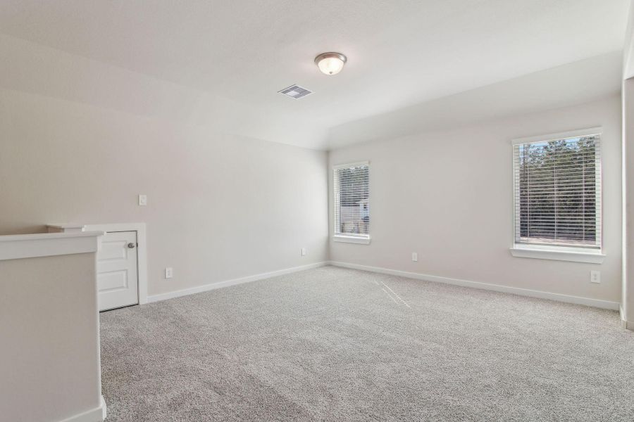 Spacious, unfurnished interior of a new home in Landing Meadows - Premier Series, New Caney (Image 25).