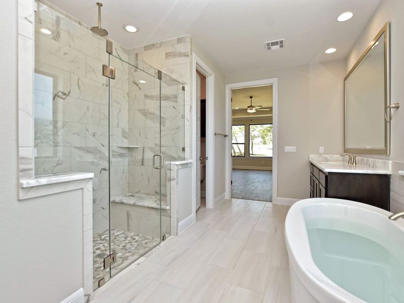Representative furnished interior of a home built from the Avalon by Giddens Homes in Scofield Farms Estates, Georgetown (Image 103).