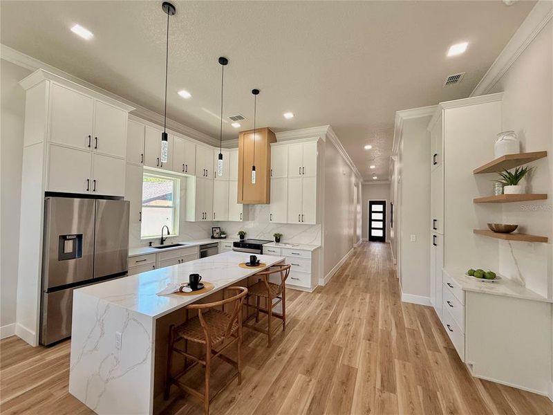 Furnished interior view inside a new home in , Orlando (Image 8).