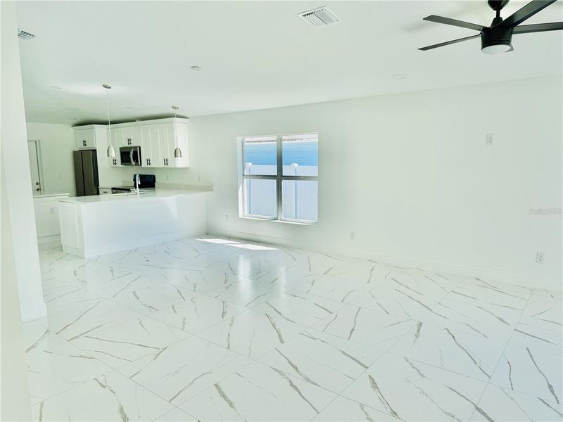 Image 11 of a home in . Image 11 of a home in .