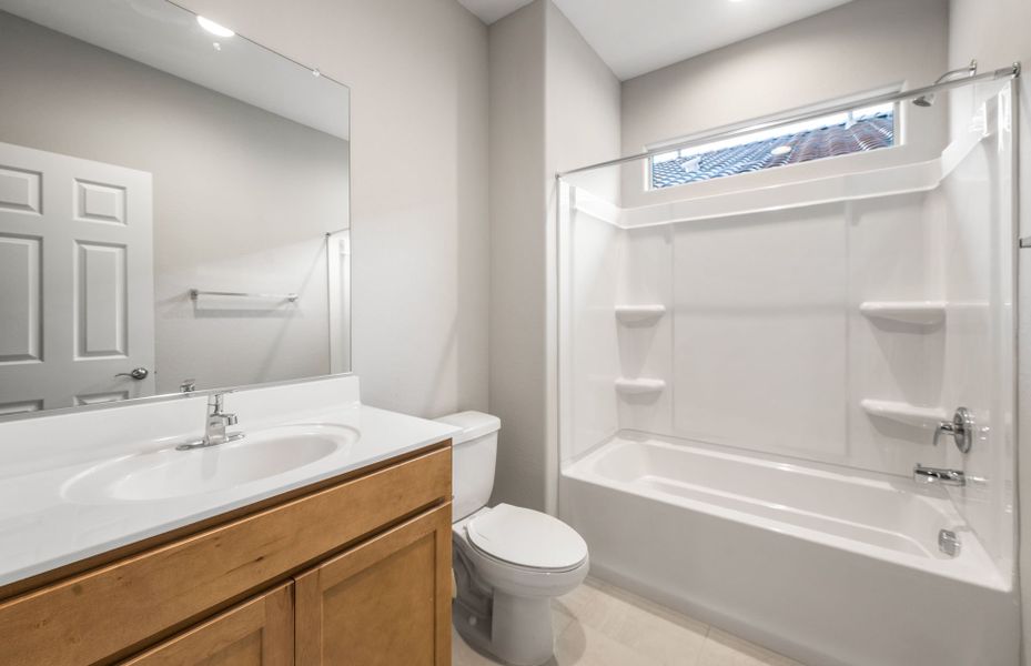 Furnished interior view inside a new home in El Cidro, Goodyear (Image 6).