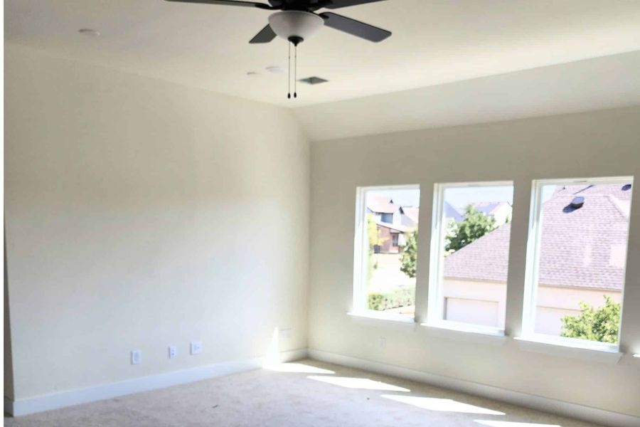 Spacious, unfurnished interior of a new home in Walsh, Fort Worth (Image 10).