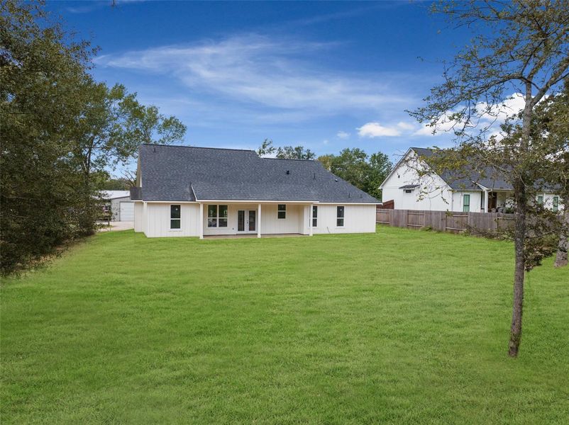 Exterior details and patio area of a home in , Hempstead (Image 3).